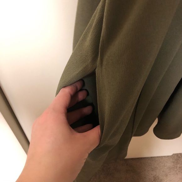 Green Dress with Pockets - Picture 3 of 5